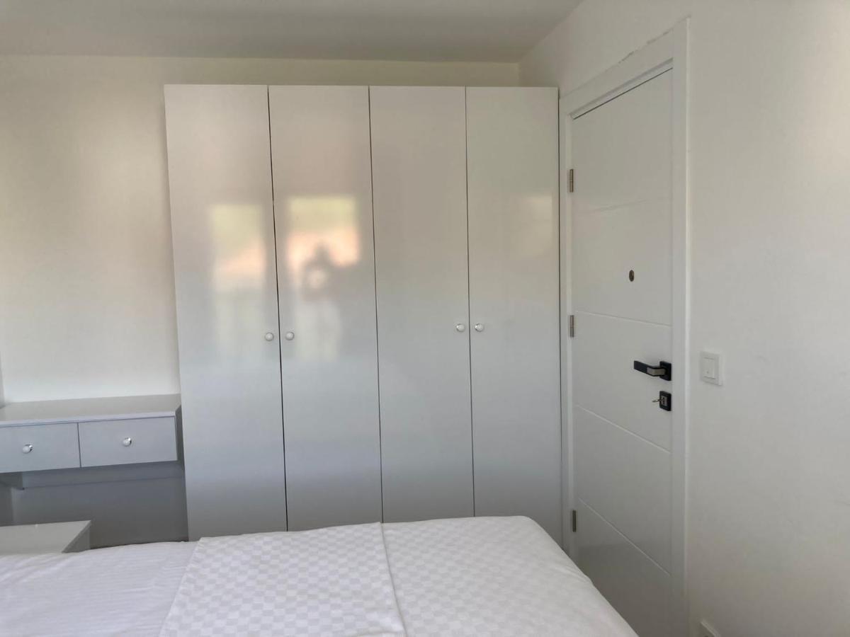 Sahil Aparts - Guelluek Aparthotel Milas Екстериор снимка